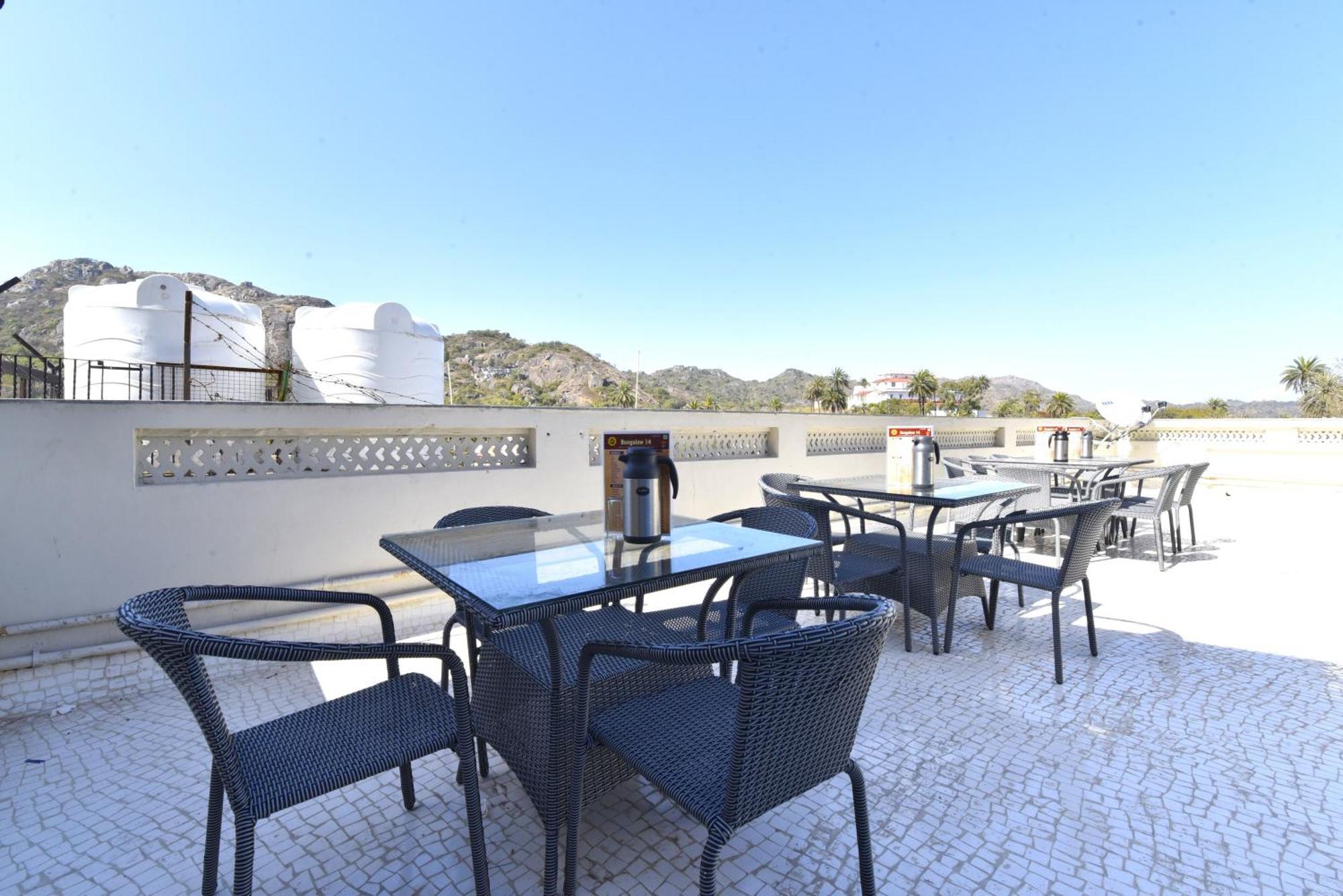Bunglow 14, Rooms With Balcony Monte Abu Exterior foto